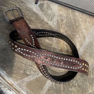 ARIAT wide leather belt studs 38